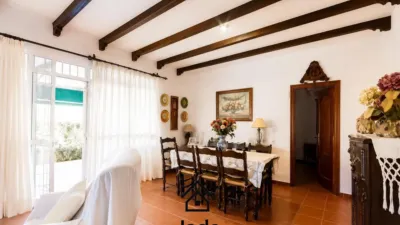Chalet in Los Algarbes photo 7