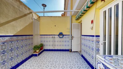 Terraced house on Calle de Teruel photo 16