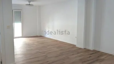 Flat on Calle Blas Selva Mendiola, No. 32 photo 2