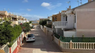 Terraced house on Calle de Teruel photo 30