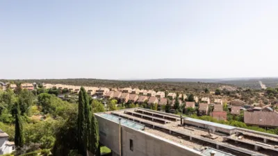 Chalet in El Monte photo 42
