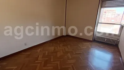 Apartment on Calle de Simón Aranda photo 12