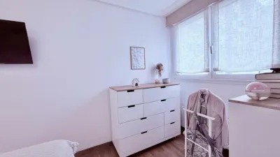 Apartment on Askorra Street photo 15