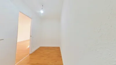Flat in Canovelles photo 8