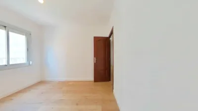 Apartment in Centre photo 16