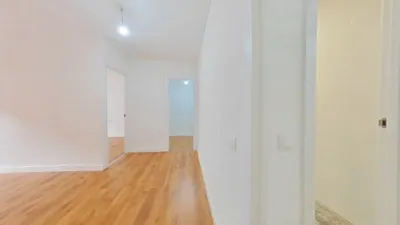Flat in Canovelles photo 7