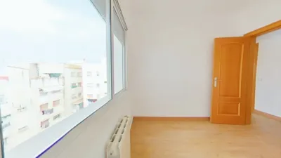 Flat in Espronceda photo 8