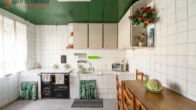 House on Calle Barrio de la Lombana photo 3
