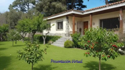 House on La Esperanza Street photo 2