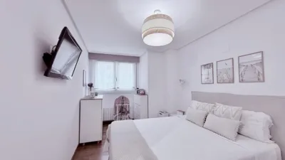Apartment on Askorra Street photo 12