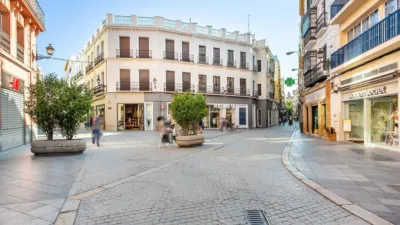 Apartment on Santa María de Gracia Street photo 2