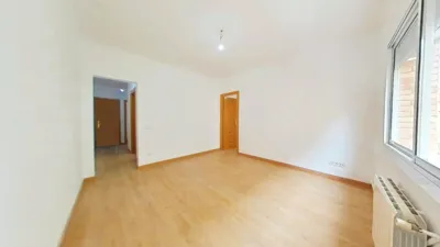 Flat in Espronceda photo 4