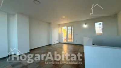 Terraced house on Carrer de les Germanies photo 13