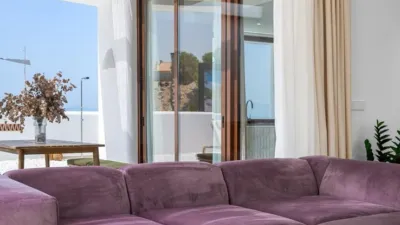 Chalet on Avenida Algorfa photo 8