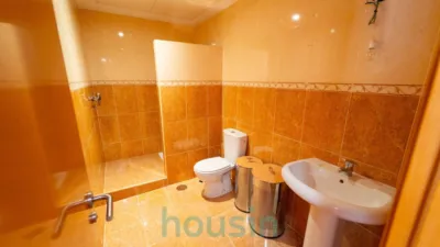 Semi-detached house in Gerena photo 16