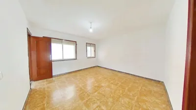 Apartment in La Trinitat Nova photo 4