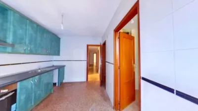 Piso en Zarandona photo 16