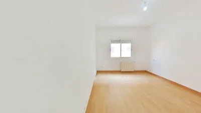 Flat in Espronceda photo 17