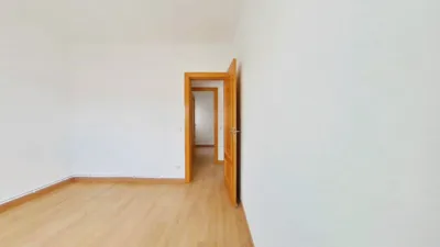 Flat in Espronceda photo 11