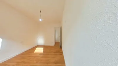 Flat in Canovelles photo 16