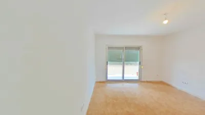 Flat in Singuerlín-Les Oliveres-Can Franquesa-Guinardera photo 4