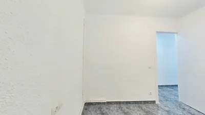 Flat in Raval-Santa Rosa-Safaretjos photo 13