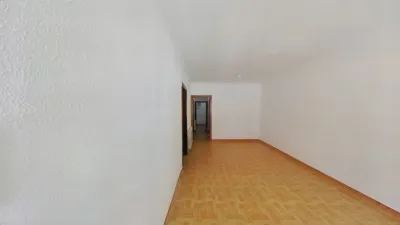 Apartment in Singuerlín-Les Oliveres-Can Franquesa-Guinardera photo 4