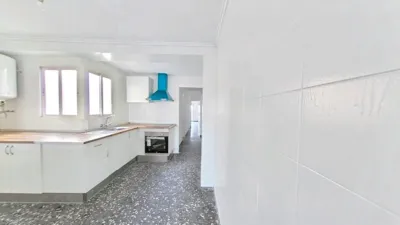 Apartment in Centre photo 15