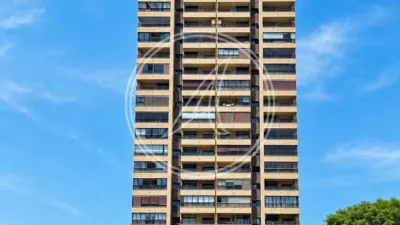 Apartment on Calle Presidente Adolfo Suarez photo 25