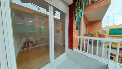 Flat in Canovelles photo 2