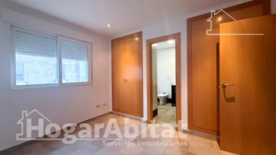 Terraced house on Carrer de les Germanies photo 25