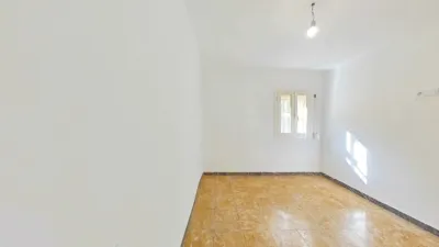 Apartment in La Trinitat Nova photo 6