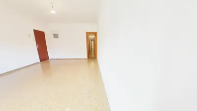 Flat in Eixample-Sant Oleguer photo 2