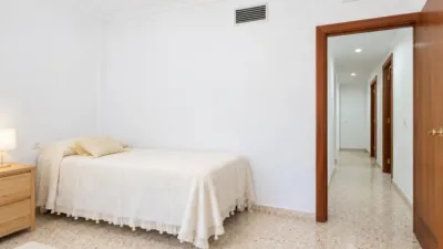 Terraced House on Avenida de Las Ciencias photo 19
