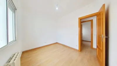 Flat in Espronceda photo 12