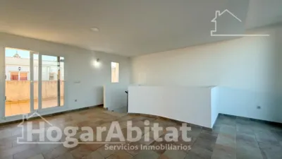 Terraced house on Carrer de les Germanies photo 14