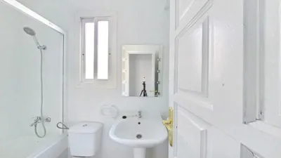 Apartment in Centre photo 18