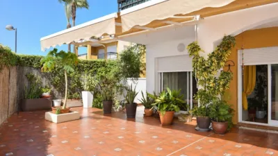 Apartment on Avenida Medina Azahara photo 2