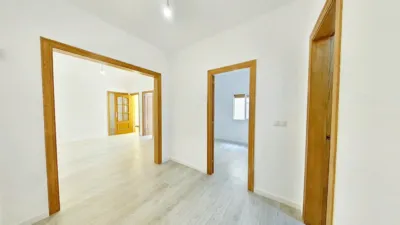 Apartment in Singuerlín-Les Oliveres-Can Franquesa-Guinardera photo 7