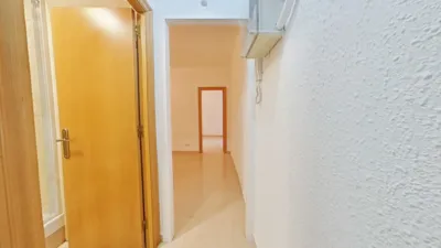 Piso en La Torrassa photo 20