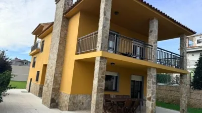House at Calle Montalvo-Arra, No. 85 photo 3