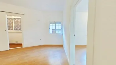 Flat in Centre-Can Mariner photo 8