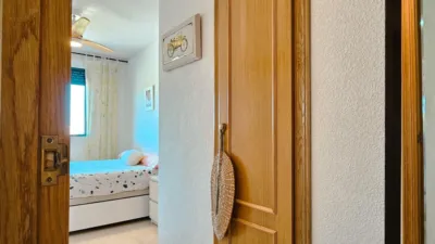 Apartment on Avinguda Pais Valencià photo 13