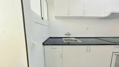 Flat in Espronceda photo 26