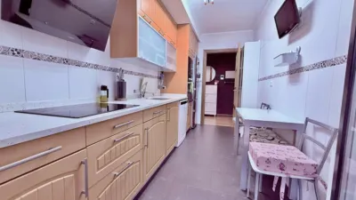 Apartment on Askorra Street photo 8