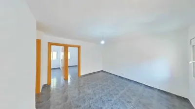 Apartment in Nou Barris photo 6