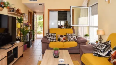 Apartment on Avenida Medina Azahara photo 6