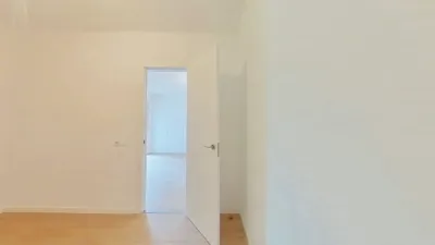Apartment in Centre photo 16