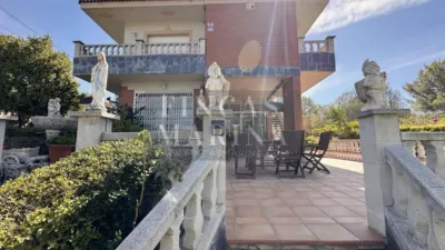 Chalet in Olesa de Bonesvalls photo 3