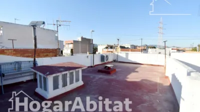 House on Calle del Nueve de Octubre photo 32
